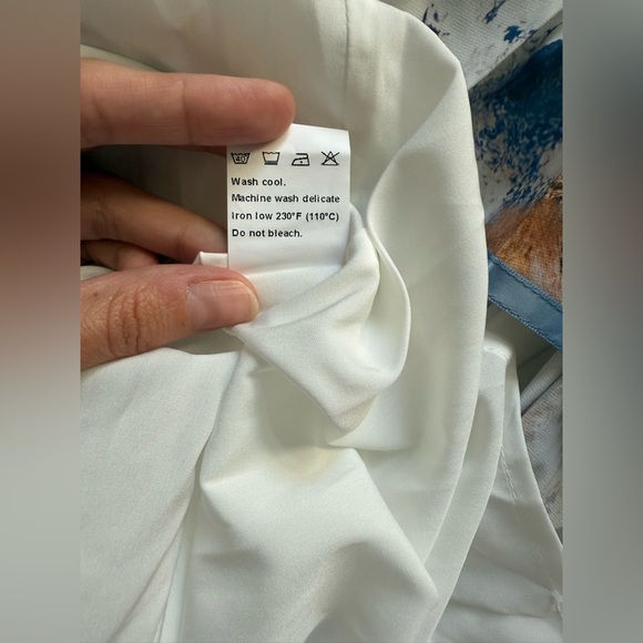 NWT Fehaute White Pleated Chiffon V Neck Long Sleeve A-Line Maxi Dress Sz 10 - Picture 13 of 13